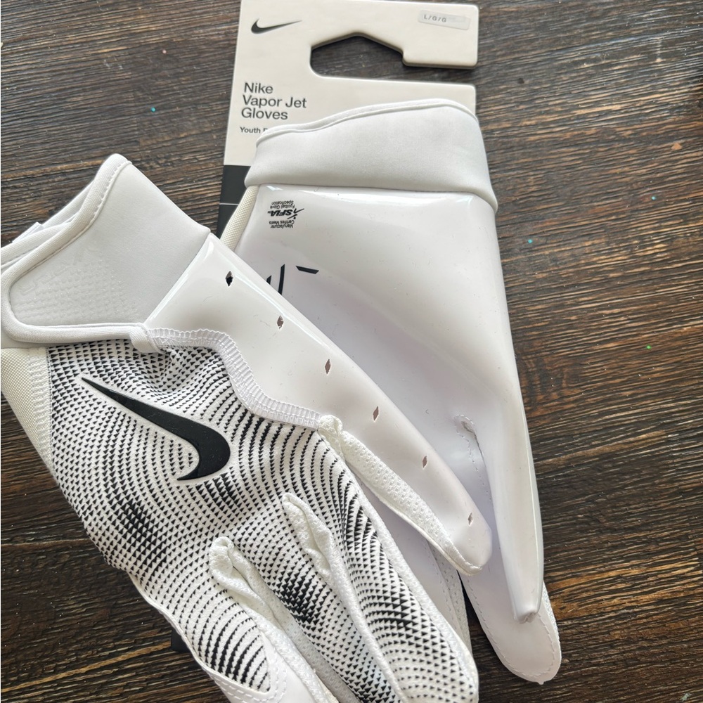 Nike White & Black Vapor Jet Football Gloves